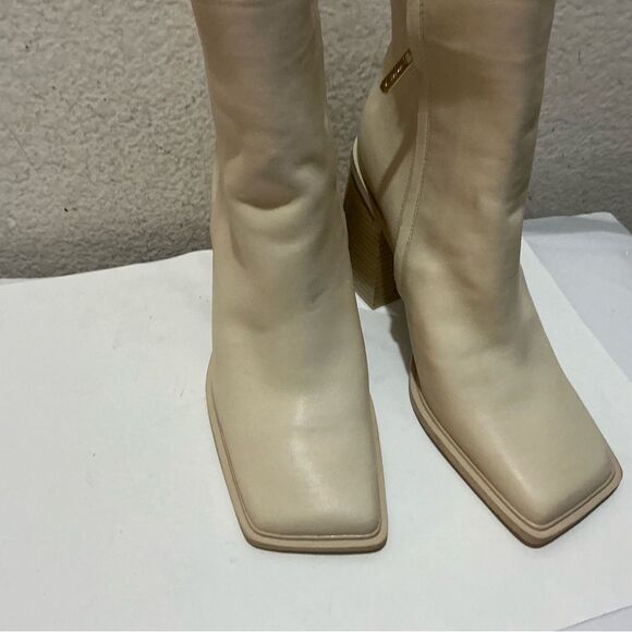 Circus by Sam Edelman Layla 2 Bootie in Modern Ivory - Picture 14 of 16